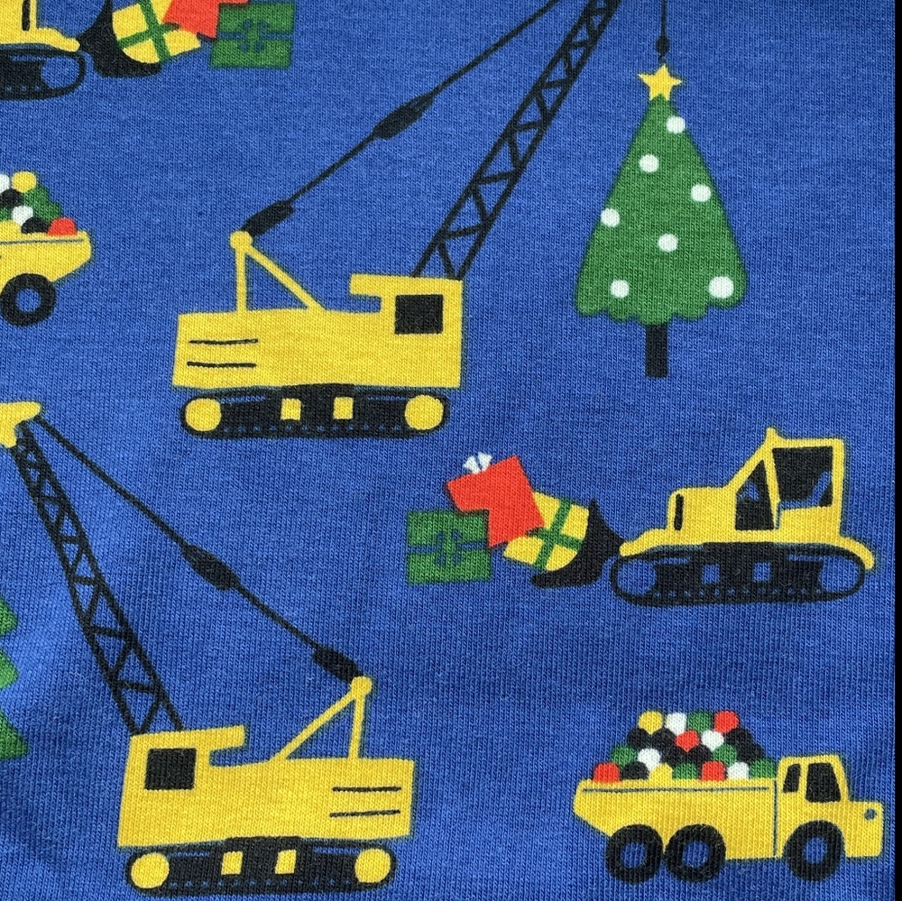 Hanna Anderson - Christmas trucks - Pajama top - Size 14-16 - Picture 7 of 9